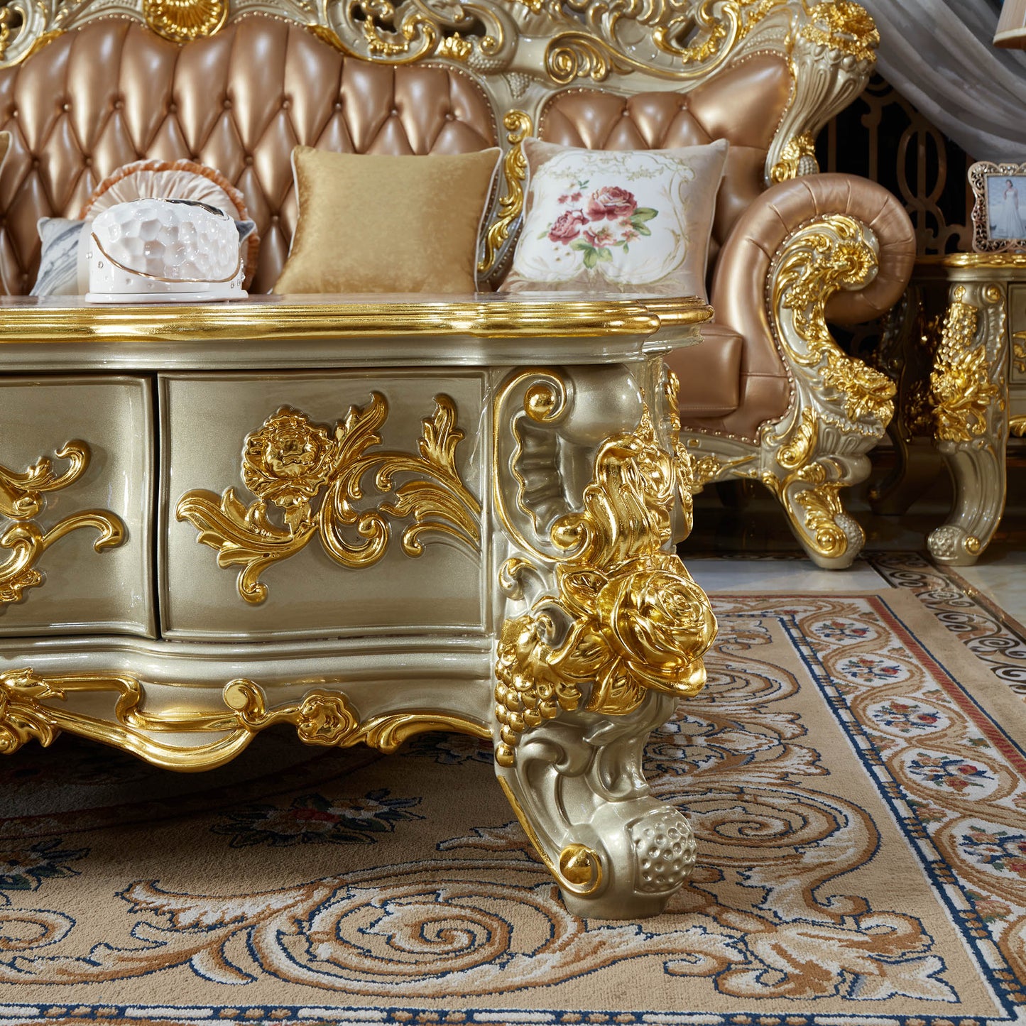 Versailles Royale Coffee Table – French Rococo Luxury Center Table