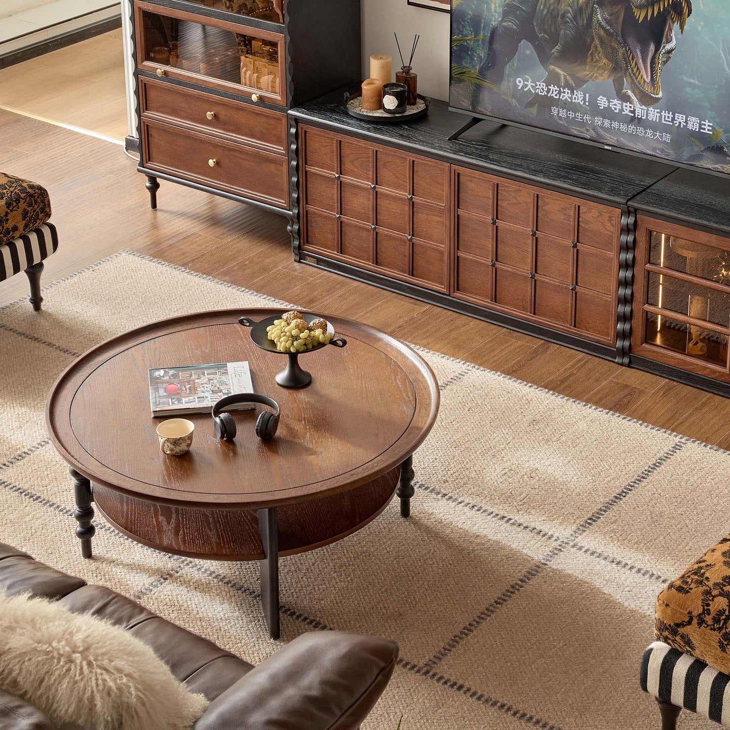 Semo Vintage Round Coffee Table, Mid-Century Walnut Living Room Center Table