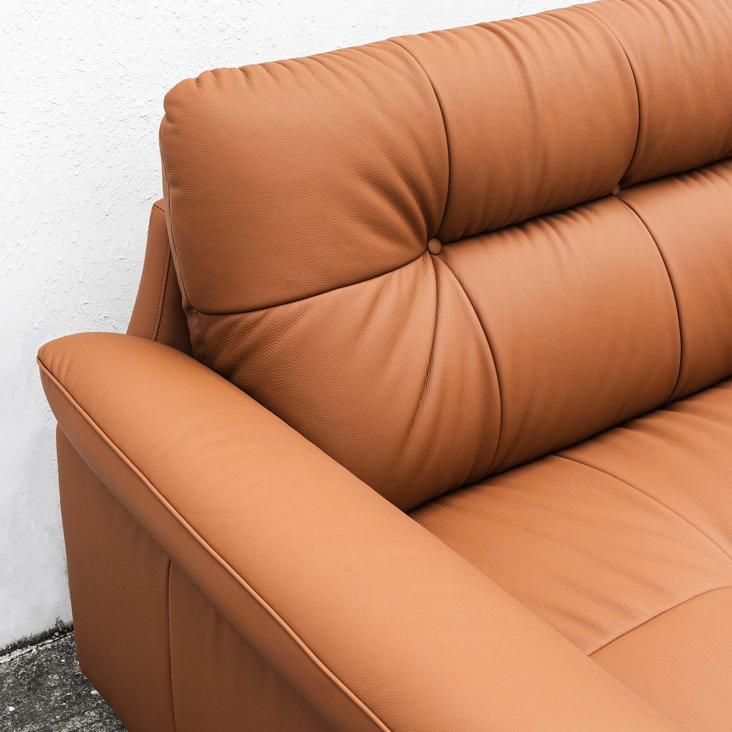 Liuguang Genuine Leather Sofa (94” / 110” / 118” / 126”)