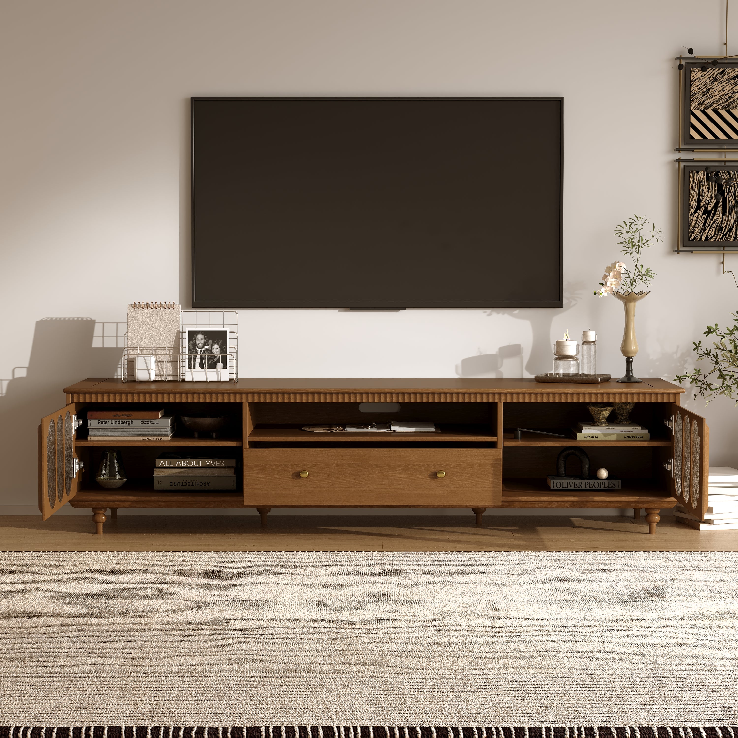 Load video: <p>Tell your brand's story through images</p><p></p>